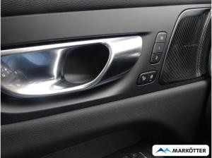 Volvo XC60 T8 AWD Plus Black Edition Recharge Gewerbe