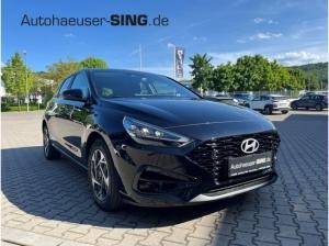 Hyundai i30 LED Kamera Digitales Cockpit PDCv+h NAV