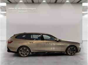 BMW i5 eDrive40 Touring M Sport Driv.Assist.Prof **inkl. Winterräder**