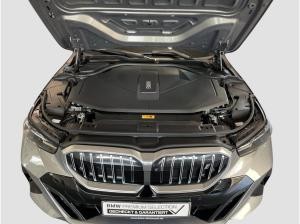 BMW i5 eDrive40 Touring M Sport Driv.Assist.Prof **inkl. Winterräder**