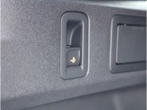 Volkswagen Tiguan R-Line 1,5 l eTSI OPF (150 PS) DSG*AHK*PANORAMA*HARMAN KARDON*STDHZG*