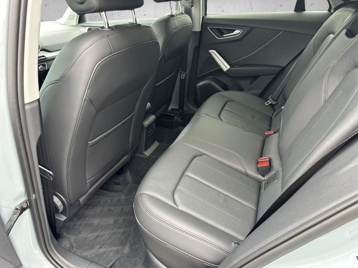 Audi Q2 35 TDI qu. advanced S-tr. *Matrix*Pano*Navi*