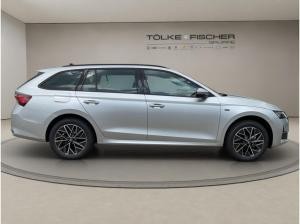 Skoda Octavia SOFORT VERFÜGBAR!Combi Tour Navi AHK ACC HUD PDC eHeck