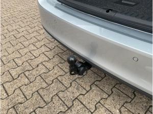 Skoda Octavia SOFORT VERFÜGBAR!Combi Tour Navi AHK ACC HUD PDC eHeck