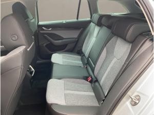 Skoda Octavia SOFORT VERFÜGBAR!Combi Tour Navi AHK ACC HUD PDC eHeck