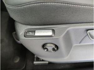 Volkswagen T-Roc Style 2.0 TDI 4MO AHK/Matrix/Nav/RFK/4J.Garantie