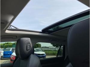 Skoda Superb Combi L&K 2.0TSI 4x4 MATRIX.AHK.PANO.ACC.HuD.LEDER.NAVI