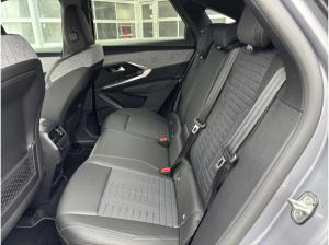 Peugeot 3008 GT Hybrid 145 eDSC SHZ+Winterpaket+ACC+Navi