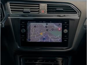 Volkswagen Tiguan Allspace 1,5 TSI DSG Life AHK ACC NaviMedia 7-Sitzer