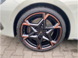 Cupra Leon VZ 2.0TSI 221kW (300 PS) *DSG*PANO*Matrix*Sennheiser*Travel-Ass.*Memory*Privatkunden*