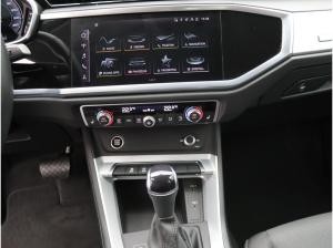 Audi Q3 40 TFSI quattro S-tronic / MMI-Navi plus, RFK