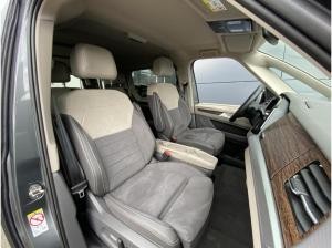 Volkswagen T7 Multivan 1.5 eHybrid 4Mo DSG Style lang VIS AHK