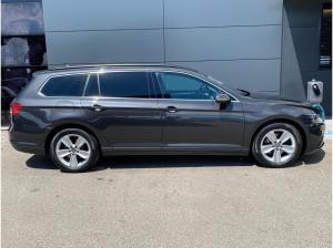 Volkswagen Passat Variant 2.0 TDI DSG 4Motion AHK NAVI RFK