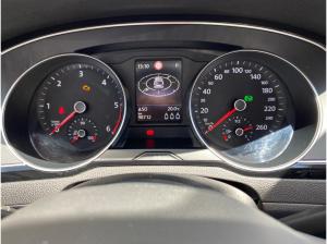 Volkswagen Passat Variant 2.0 TDI DSG 4Motion AHK NAVI RFK