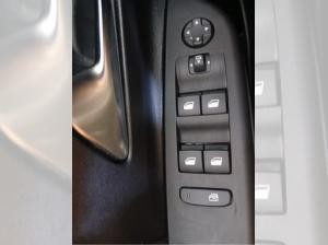 Opel Corsa F 1.2T Rückfahrkamera,Parkpilot,Sitzheiz.