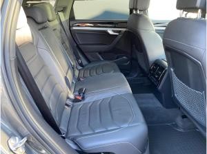 Volkswagen Touareg 3.0 TDI R-LINE BLACK MATRIX AHK RFK LUFT