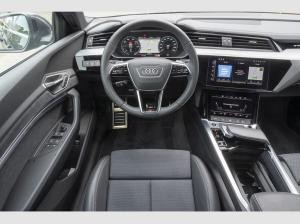 Audi Q8 e-tron 55 S line/Matrix/HuD/22KW/360°/ACC/22Zoll