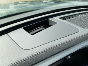 Volkswagen Tiguan R-Line 1.5 eHybrid DSG Pano AHK Kamera Navi HeadUp ACC Matrix-LED