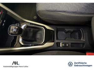 Volkswagen T-Roc 1.0 TSI Move Navi LED SHZ PDC DAB App-Connect