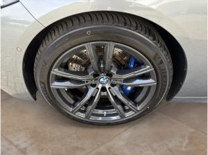 BMW M8 Competition xDrive Gran Coupe / NP= 186.730,-