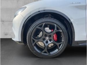 Alfa Romeo Stelvio Veloce Q4 2.2 PDC+KAMERA+CARPLAY+NAVI