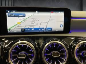 Mercedes-Benz CLA 180 ShootingBrake SpecialEdition Pano Distronic Night