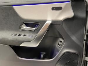 Mercedes-Benz CLA 180 ShootingBrake SpecialEdition Pano Distronic Night