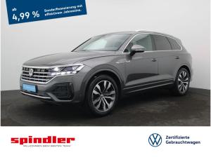 Volkswagen Touareg R-Line 3.0TDI 4M DSG / Matrix, Pano, AHK