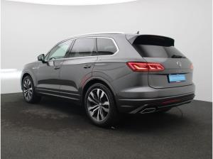Volkswagen Touareg R-Line 3.0TDI 4M DSG / Matrix, Pano, AHK