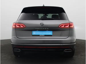 Volkswagen Touareg R-Line 3.0TDI 4M DSG / Matrix, Pano, AHK
