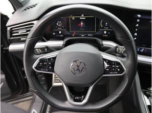 Volkswagen Touareg R-Line 3.0TDI 4M DSG / Matrix, Pano, AHK