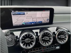 Mercedes-Benz A250e SpecialEdition Premium Fahrassistent Pano Headup AHK