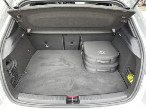 Mercedes-Benz A250e SpecialEdition Premium Fahrassistent Pano Headup AHK