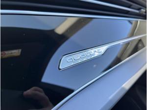 Audi Q8 S line 55 TFSI 360° KAMERA AHK PANO
