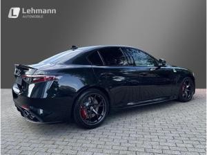 Alfa Romeo Giulia Quadrifoglio 2.9 V6 Bi-Turbo - Akrapovic