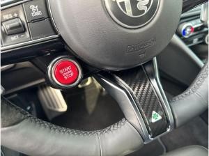 Alfa Romeo Giulia Quadrifoglio 2.9 V6 Bi-Turbo - Akrapovic