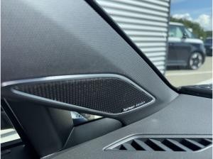 Volkswagen Golf VIII Variant 2.0 TDI DSG - R-Line