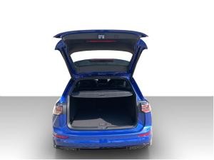 Volkswagen Golf VIII Variant 1.5 eTSI DSG - R-Line