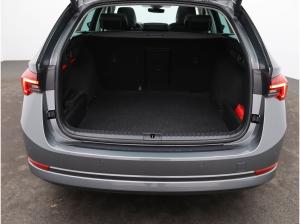 Skoda Octavia Combi Style 2.0TDI DSG / Navi, Pano, LED