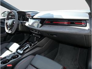 Audi RS3 UPE br. 88.965,- Sportback S tronic /