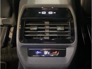 Volkswagen ID.4 Pro Performance Move 82 kWh / Navi STHZ AHK