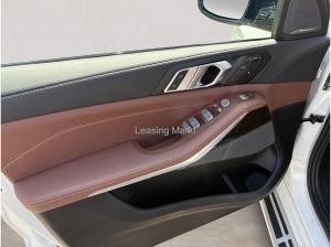 BMW X7 xDrive40i M Sport /NP= 119.680,- / Pano / AHK
