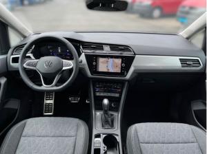 Volkswagen Touran Move 1.5 TSI DSG / 7-Sitze, LED, AHK, RFK