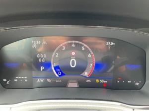 Volkswagen Touran Move 1.5 TSI DSG / 7-Sitze, LED, AHK, RFK