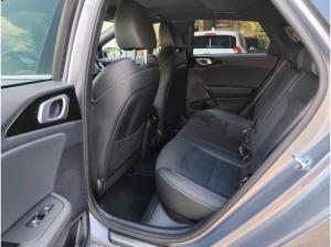 Kia ProCeed 1.5 T DCT GT-LINE 18 ZOLL NAVI APPLE CARPLAY