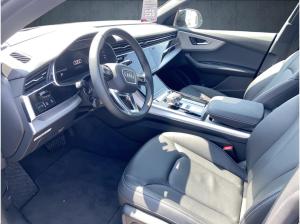 Audi Q8 SUV 55 TFSI qu. tiptr. Luft PANO HUD Matrix