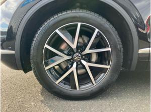 Volkswagen Touareg Elegance 3.0 TDI 4M DSG / Matrix, AHK