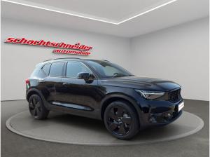 Volvo XC40 B4 B DKG Ultra Black Edition