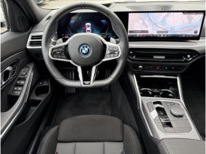 BMW 330 e xDrive Touring M Sport //AHK Pano FACELIFT