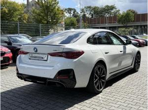 BMW i4 xDrive40 Gran Coupé M Sport //Stop&Go HUD